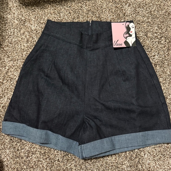 VIXEN SHORTS IN BLUE DENIM - VIXEN BY MICHELINE PITT - Picture 3 of 6